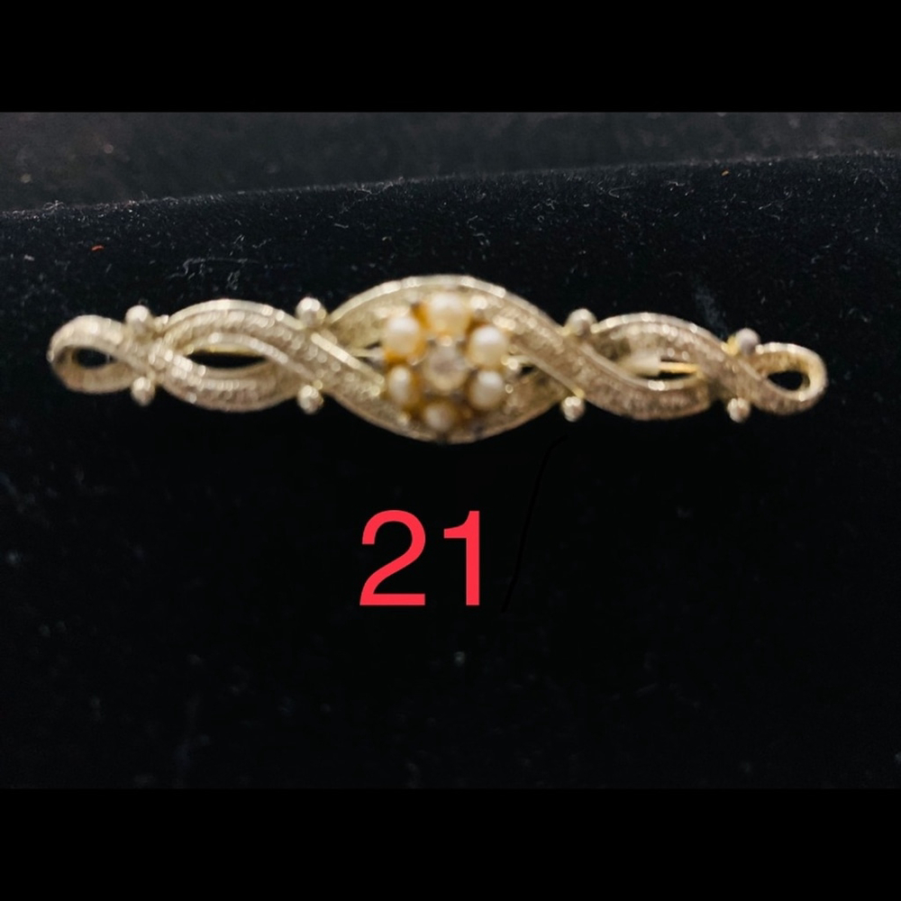 BCH24- Emmons Vintage silver brooches